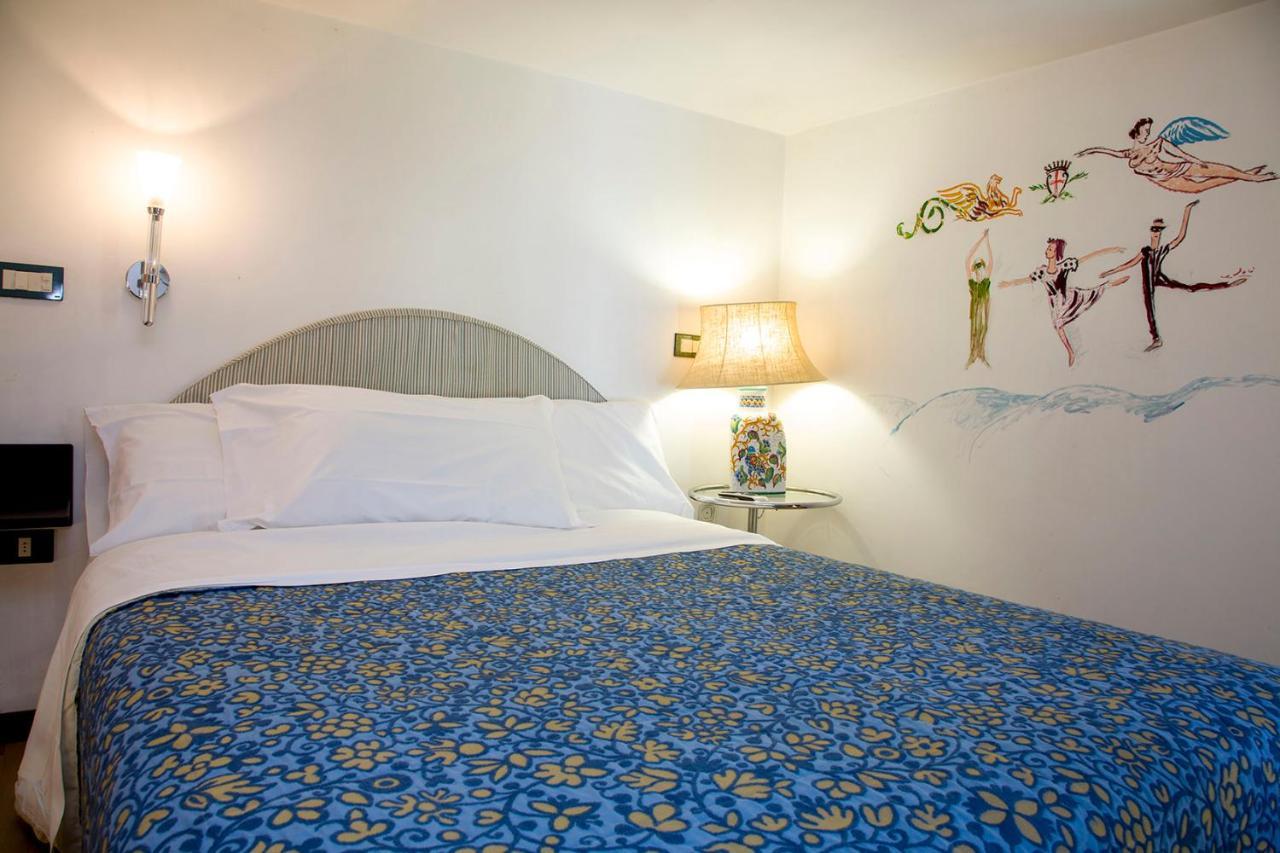 Aliajazz - B&B Hotel - กาสโตรวิลลารี ภายนอก รูปภาพ