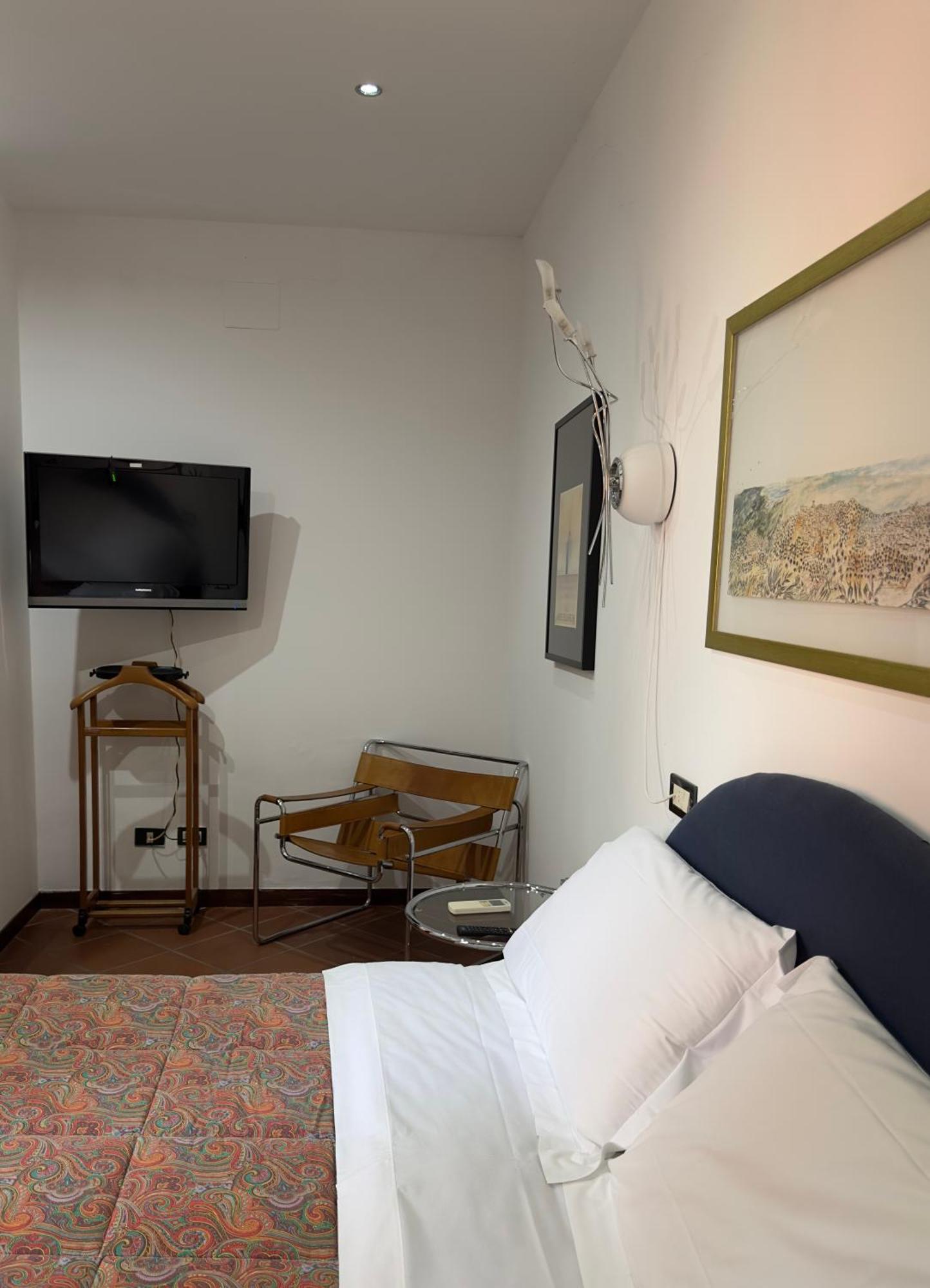Aliajazz - B&B Hotel - กาสโตรวิลลารี ภายนอก รูปภาพ